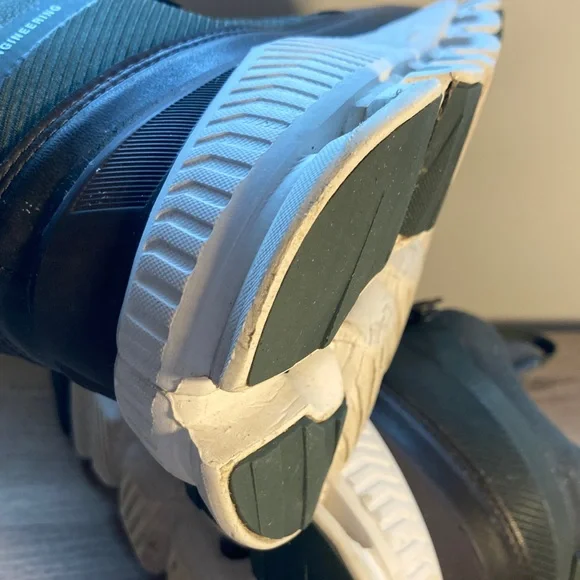 On Running cloud Hi Fir-Umber 9 waterproof Athletic Shoes - Picture 13 of 16